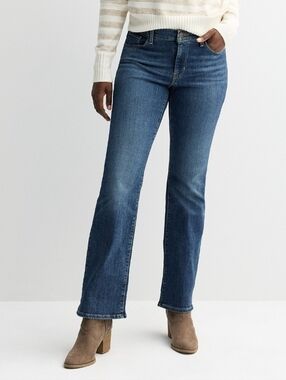 Levis Classic Bootcut Jeans, Womens, Size 18